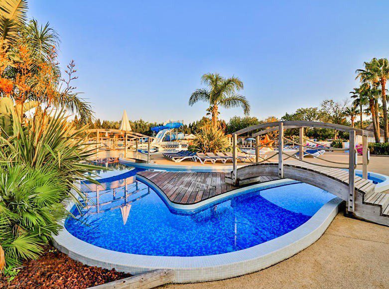 camping piscine chauffee lavandou 1