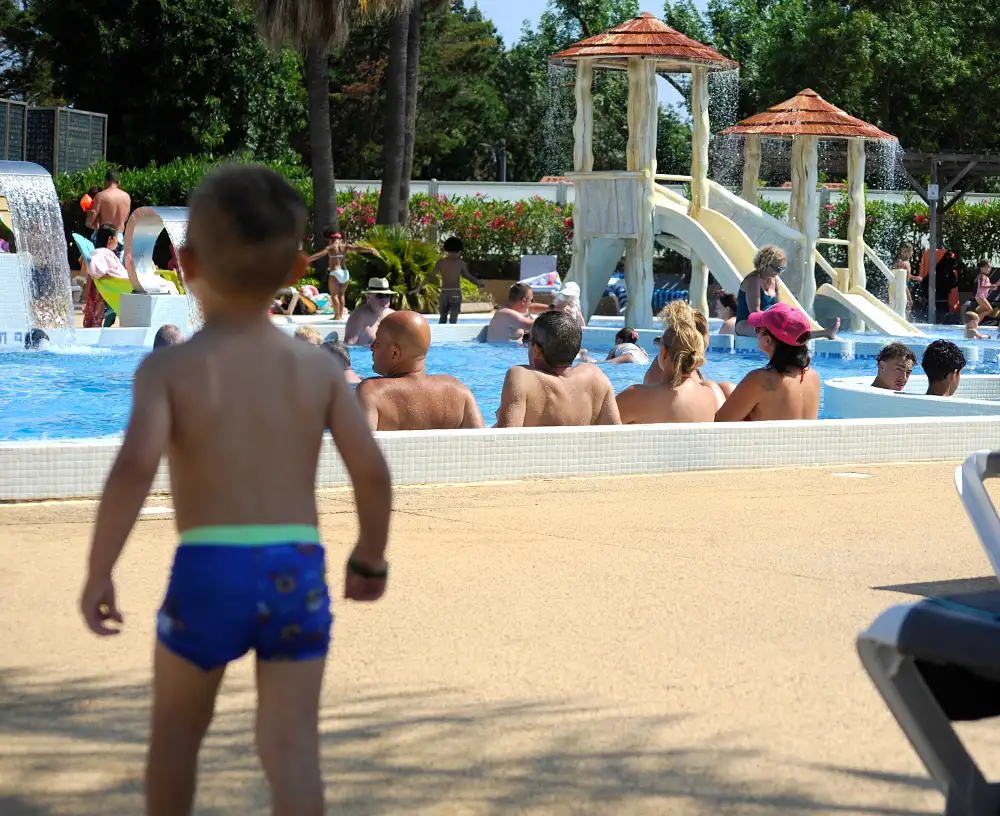 Piscine camping